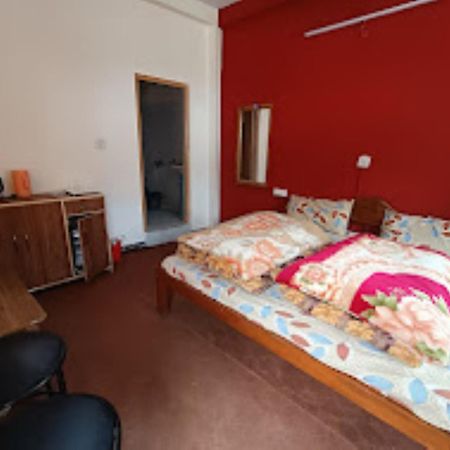 Renu Paradise , Ayodhya Hotel Kültér fotó