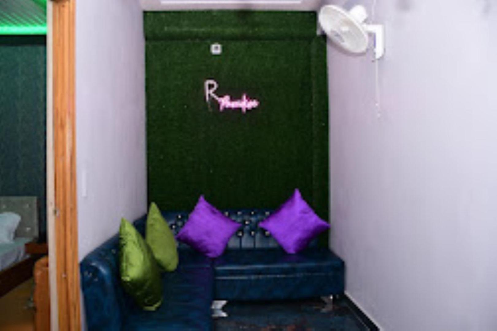 Renu Paradise , Ayodhya Hotel Kültér fotó